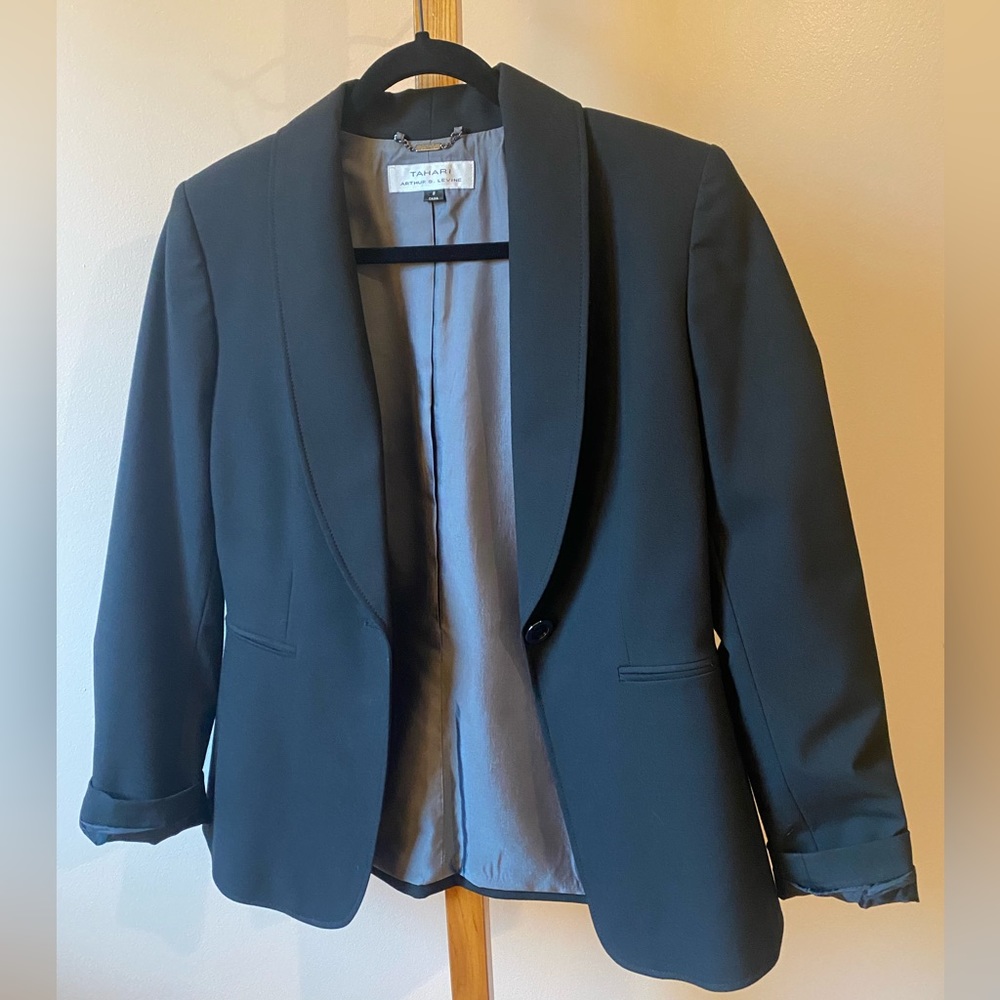 Black Tahari Blazer Size 8